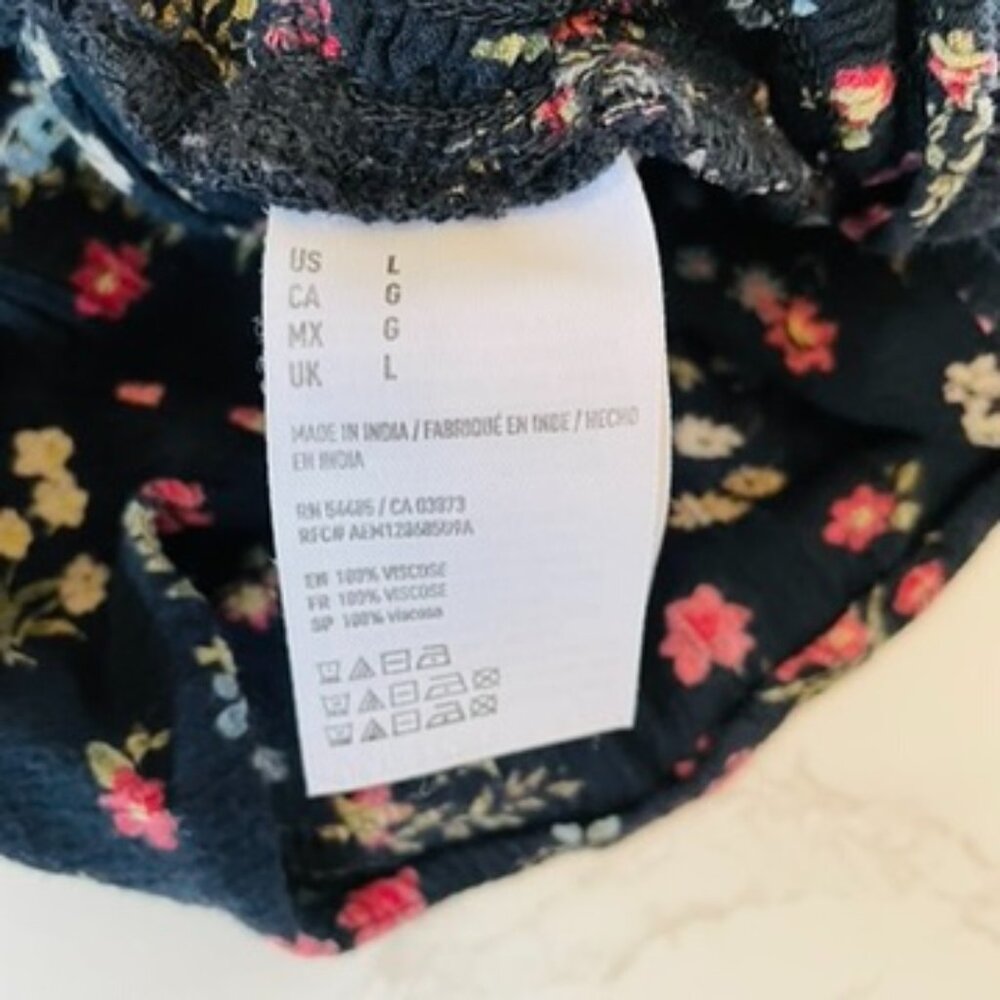 American Eagle Black Floral Butterfly Style Gauzy Cotton Flowy Drawstring Shorts - Picture 5 of 10